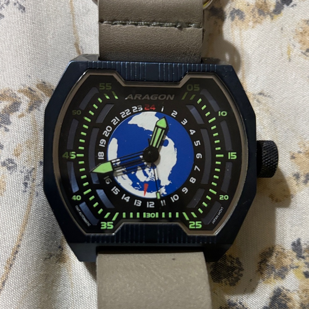 Aragon Black and Gray Men's Watch